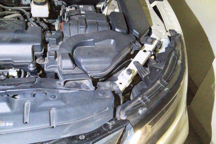 Used Nissan Qashqai 2019 2.0L CVT Smart Enjoyment Version Engine Bay Left