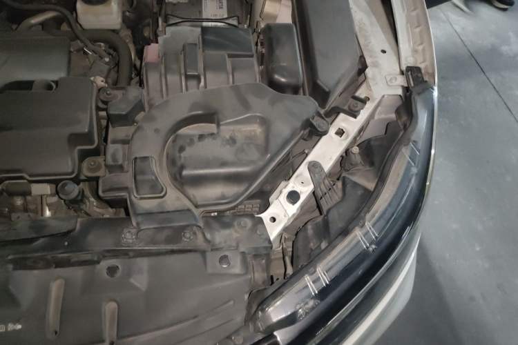 Used Nissan Qashqai 2019 2.0L CVT Smart Enjoyment Version Engine Bay Left