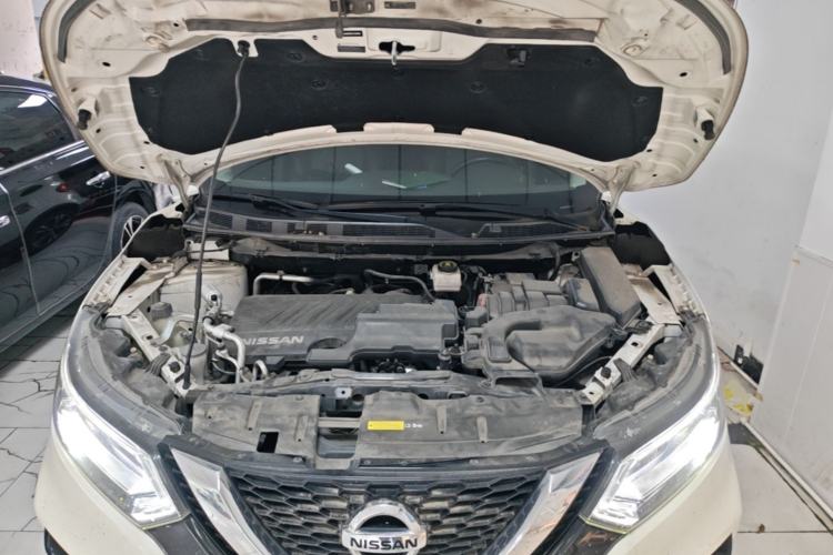 Used Nissan Qashqai 2019 2.0L CVT Luxury Edition Engine Bay