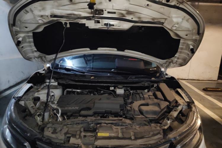 Used Nissan Qashqai 2019 2.0L CVT Luxury Edition Engine Bay