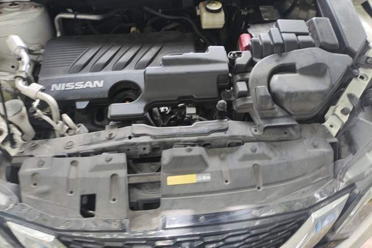 Used Nissan Qashqai 2019 2.0L CVT Luxury Edition Engine Bay