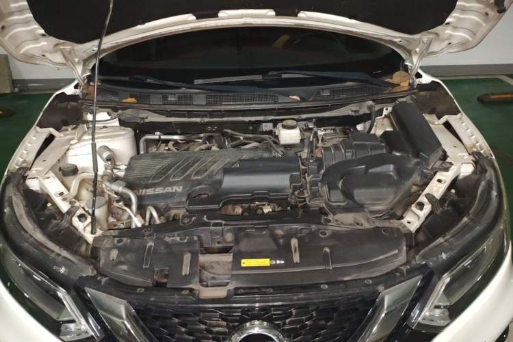 Used Nissan Qashqai 2019 2.0L CVT Luxury Edition Engine Bay