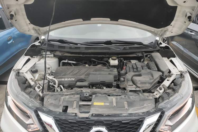 Used Nissan Qashqai 2019 2.0L CVT Luxury Edition Engine Bay