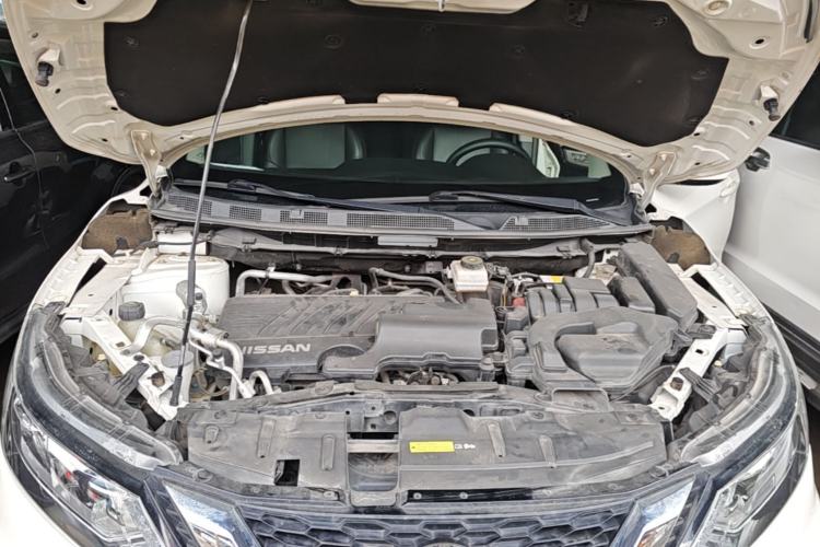 Used Nissan Qashqai 2019 2.0L CVT Smart Enjoyment Version Engine Bay