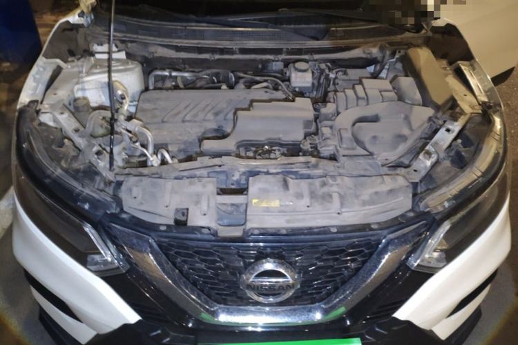 Used Nissan Qashqai 2019 2.0L CVT Luxury Edition Engine Bay