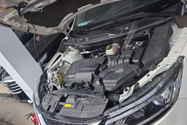 Used Nissan Qashqai 2019 2.0L CVT Smart Enjoyment Version Engine Bay