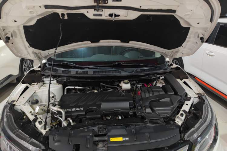 Used Nissan Qashqai 2019 2.0L CVT Luxury Edition Engine Bay