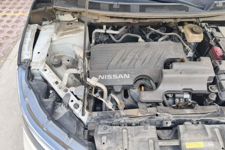 Used Nissan Qashqai 2019 2.0L CVT Luxury Edition Engine Bay Right