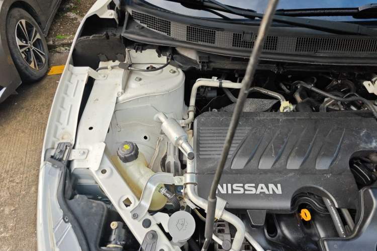Used Nissan Qashqai 2019 2.0L CVT Luxury Edition Engine Bay Right