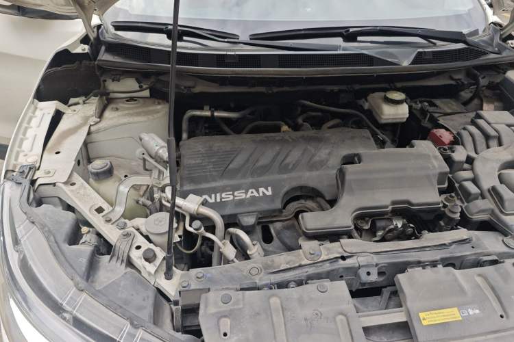 Used Nissan Qashqai 2019 2.0L CVT Luxury Edition Engine Bay Right