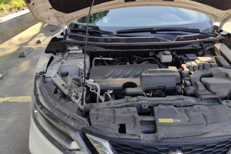 Used Nissan Qashqai 2019 2.0L CVT Luxury Edition Engine Bay Right