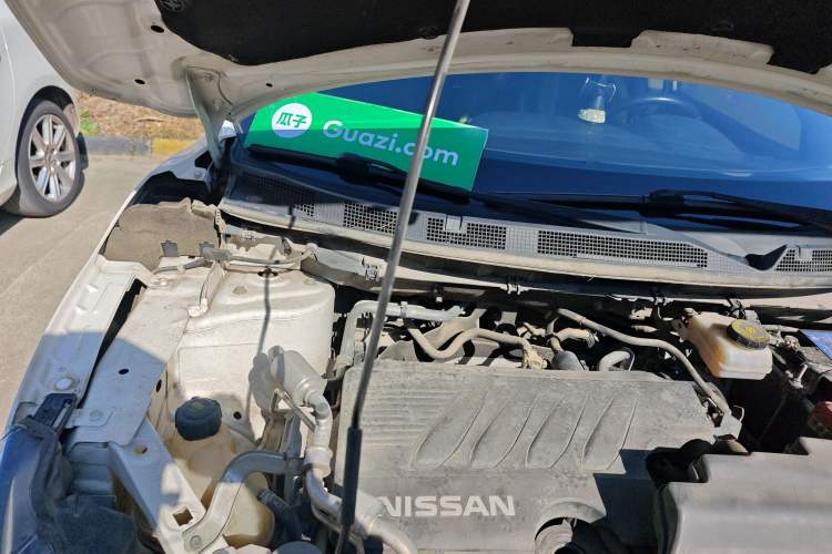 Used Nissan Qashqai 2019 2.0L CVT Luxury Edition Engine Bay Right