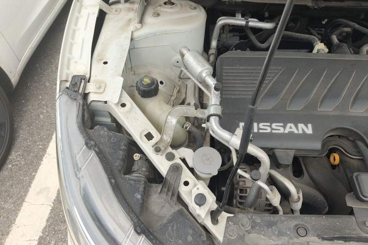 Used Nissan Qashqai 2019 2.0L CVT Luxury Edition Engine Bay Right