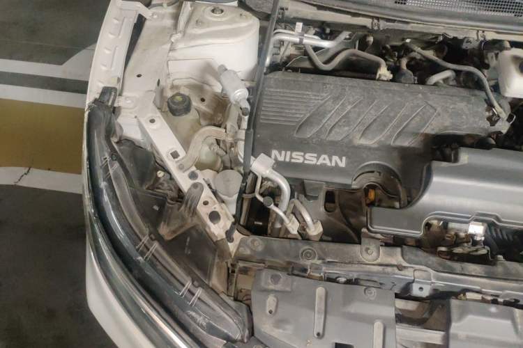 Used Nissan Qashqai 2019 2.0L CVT Luxury Edition Engine Bay Right