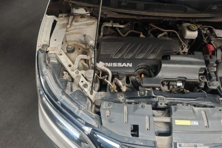 Used Nissan Qashqai 2019 2.0L CVT Luxury Edition Engine Bay Right