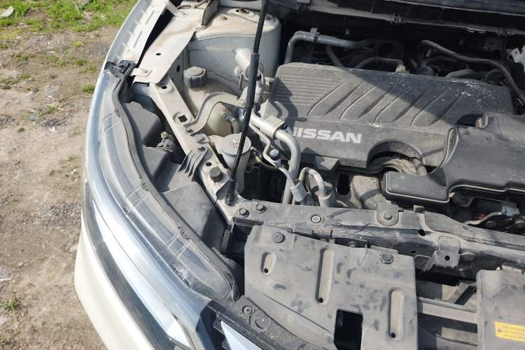 Used Nissan Qashqai 2019 2.0L CVT Luxury Edition Engine Bay Right