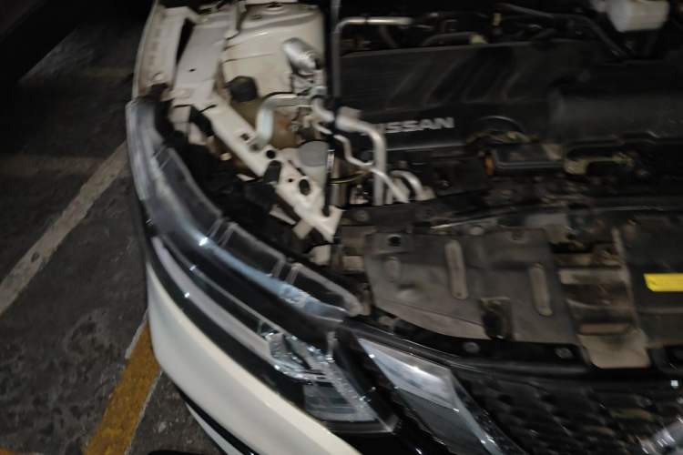 Used Nissan Qashqai 2019 2.0L CVT Smart Enjoyment Version Engine Bay Right