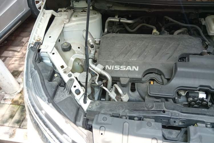 Used Nissan Qashqai 2019 2.0L CVT Luxury Edition Engine Bay Right