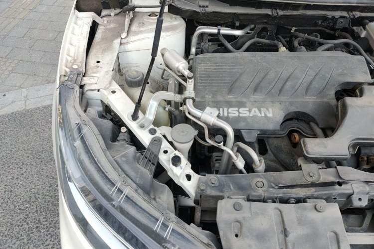Used Nissan Qashqai 2019 2.0L CVT Smart Enjoyment Version Engine Bay Right
