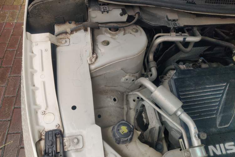 Used Nissan Qashqai 2019 2.0L CVT Smart Enjoyment Version Engine Bay Right