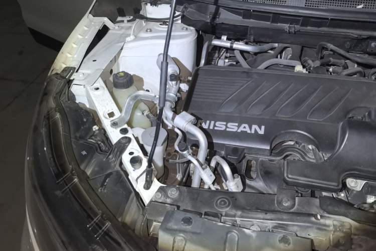 Used Nissan Qashqai 2019 2.0L CVT Luxury Edition Engine Bay Right