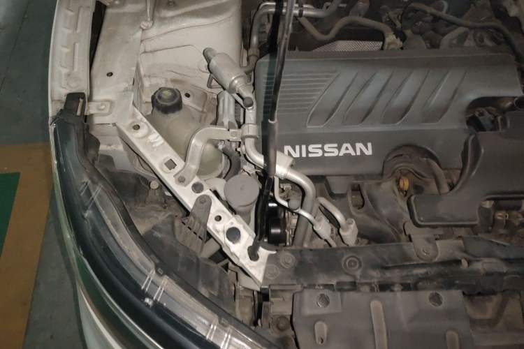Used Nissan Qashqai 2019 2.0L CVT Smart Enjoyment Version Engine Bay Right