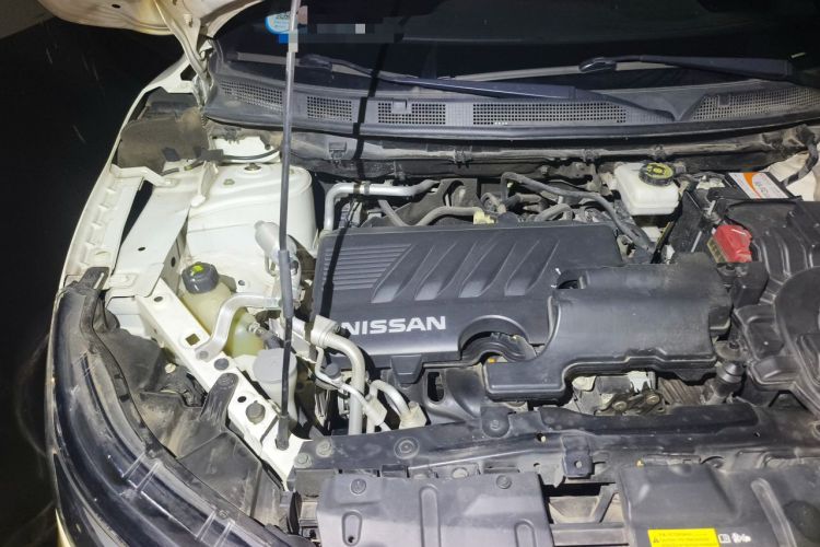 Used Nissan Qashqai 2019 2.0L CVT Luxury Edition Engine Bay Right