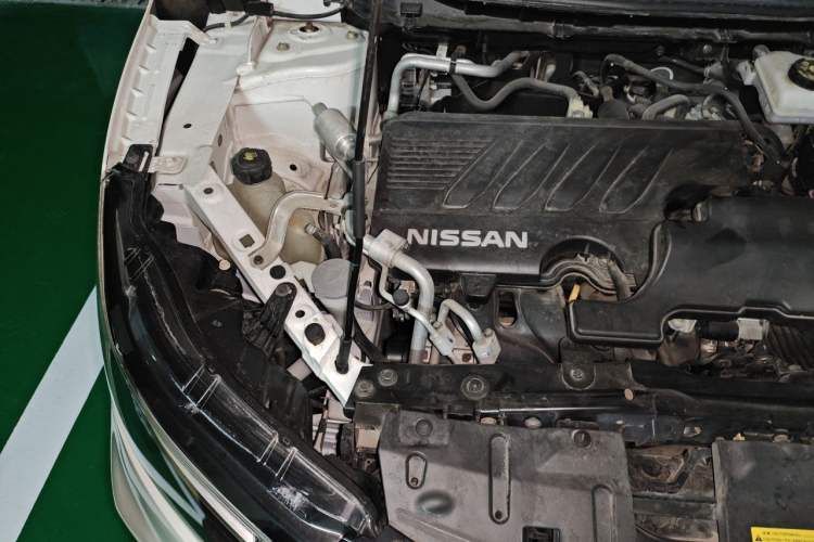 Used Nissan Qashqai 2019 2.0L CVT Smart Enjoyment Version Engine Bay Right