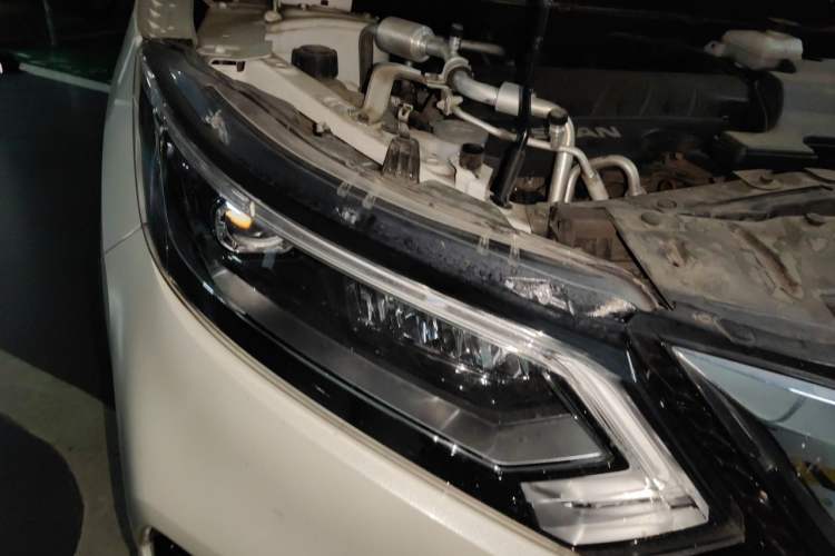 Used Nissan Qashqai 2019 2.0L CVT Luxury Edition Engine Bay Right