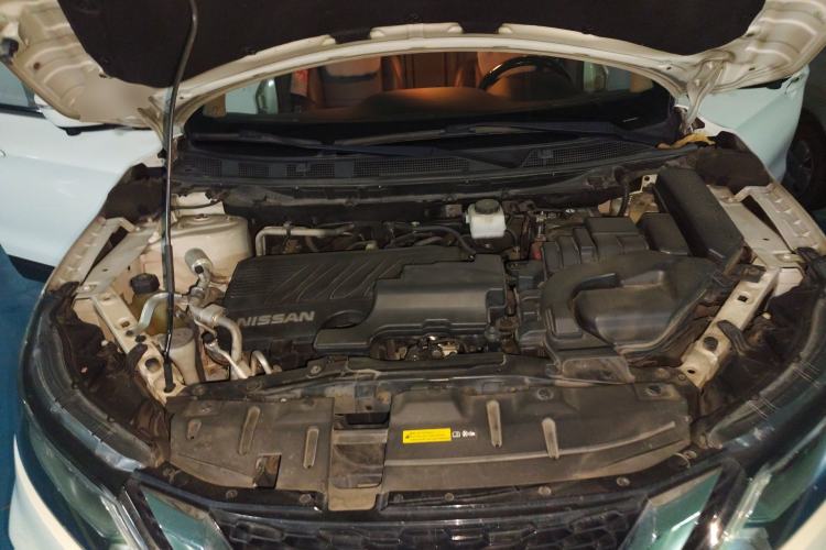 Used Nissan Qashqai 2019 2.0L CVT Flagship Edition Engine Bay