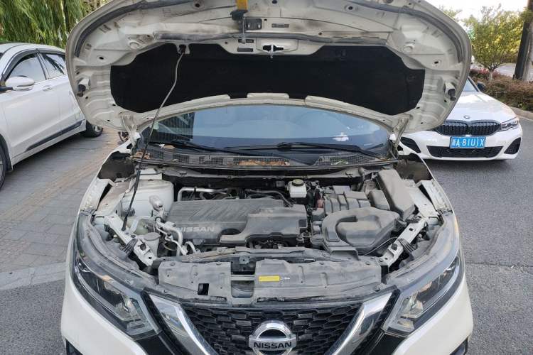 Used Nissan Qashqai 2019 2.0L CVT Smart Enjoyment Version Engine Bay