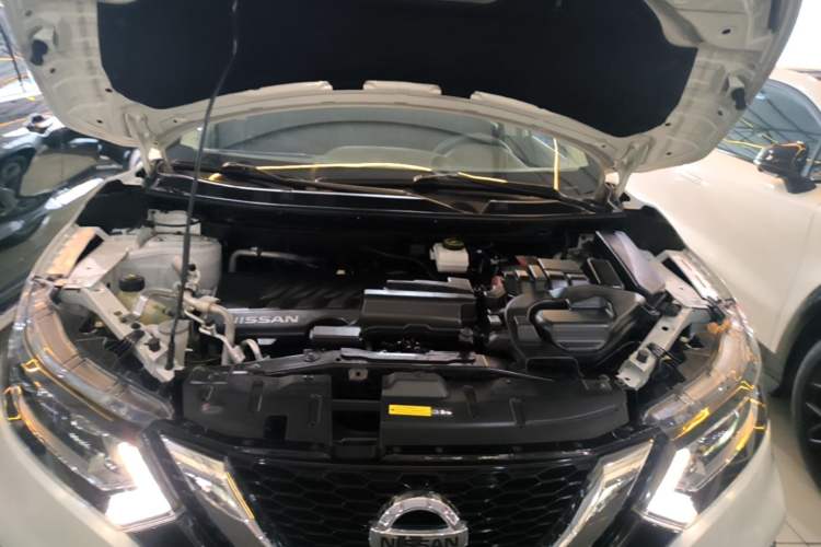 Used Nissan Qashqai 2019 2.0L CVT Smart Enjoyment Version Engine Bay