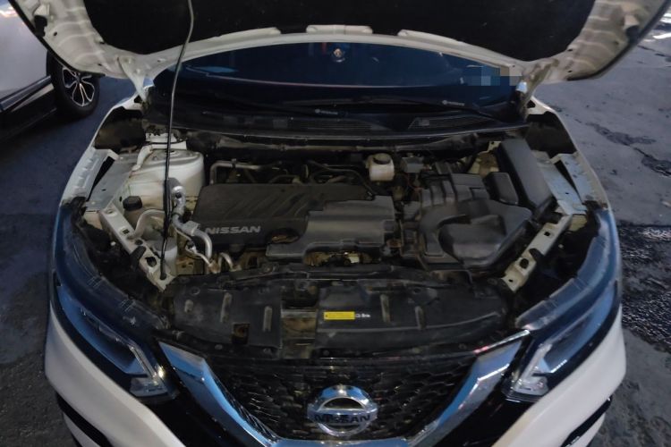 Used Nissan Qashqai 2019 2.0L CVT Luxury Edition Engine Bay