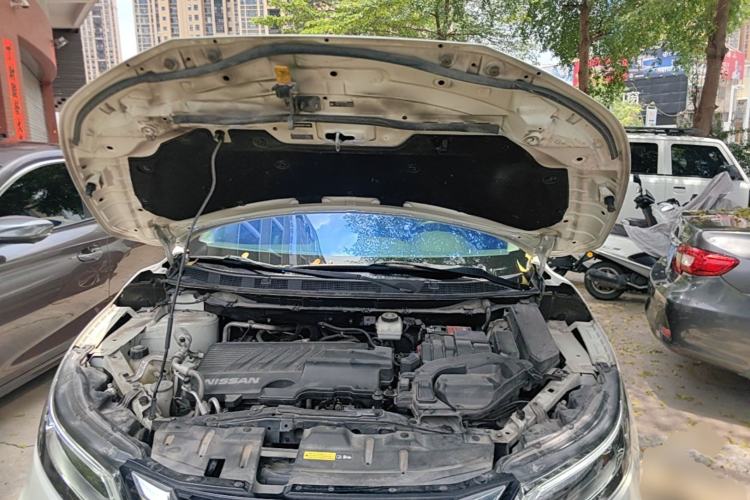 Used Nissan Qashqai 2019 2.0L CVT Luxury Edition Engine Bay