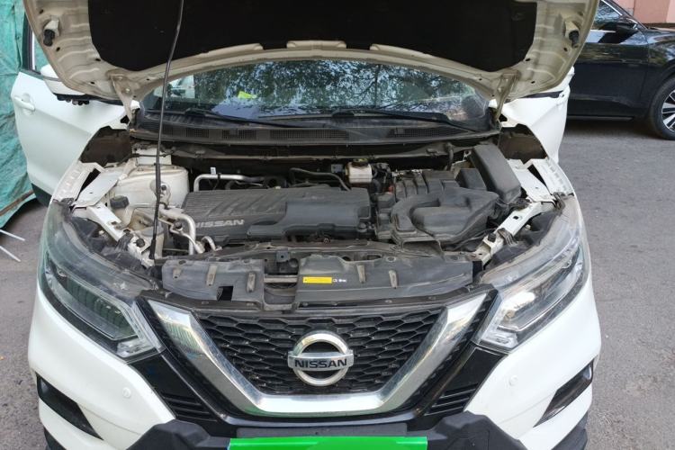Used Nissan Qashqai 2019 2.0L CVT Luxury Edition Engine Bay