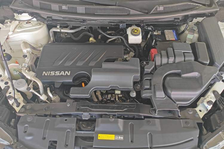 Used Nissan Qashqai 2019 2.0L CVT Smart Enjoyment Version Engine Bay