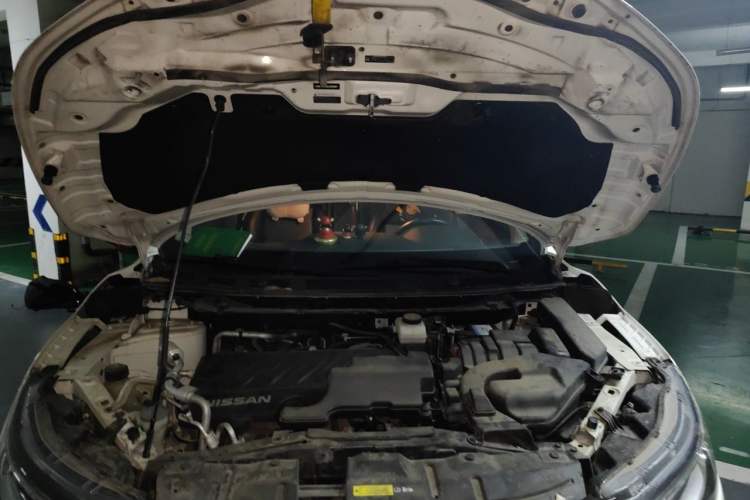 Used Nissan Qashqai 2019 2.0L CVT Luxury Edition Engine Bay