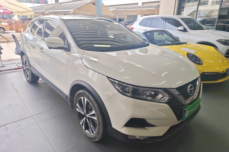 Used Nissan Qashqai 2019 2.0L CVT Luxury Edition Exterior 1
