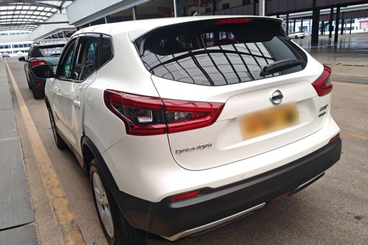 Used Nissan Qashqai 2019 2.0L CVT Smart Enjoyment Version Exterior 2