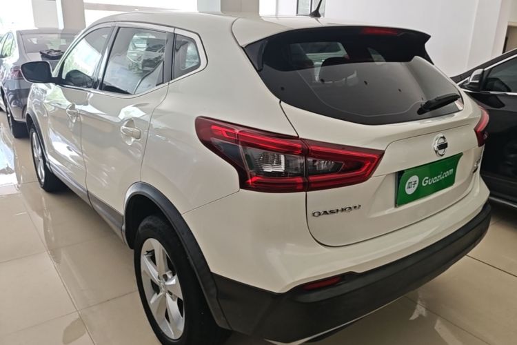 Used Nissan Qashqai 2019 2.0L CVT Smart Enjoyment Version Exterior 2