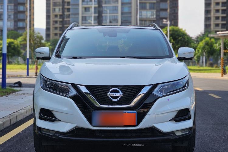Used Nissan Qashqai 2019 2.0L CVT Luxury Edition Exterior 2