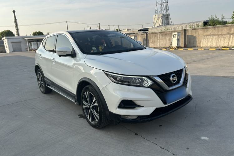 Used Nissan Qashqai 2019 2.0L CVT Luxury Edition Exterior 2