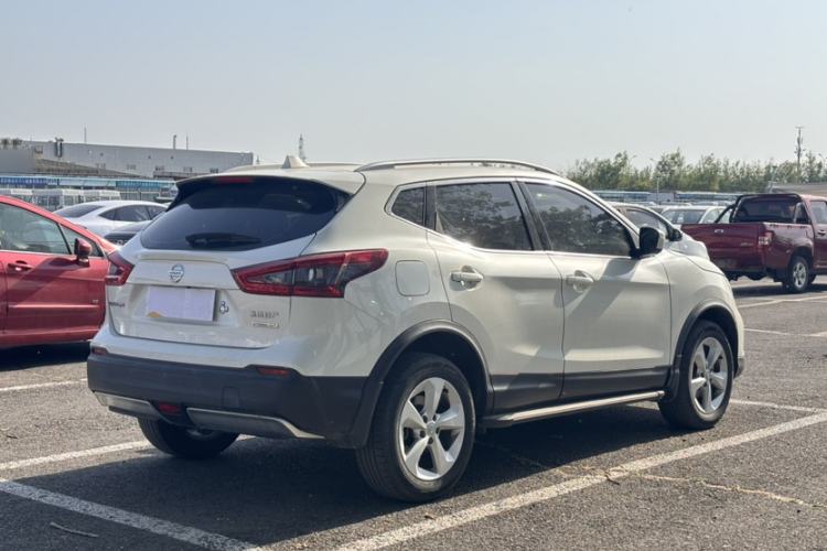 Used Nissan Qashqai 2019 2.0L CVT Smart Enjoyment Version Exterior 3