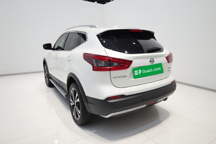 Used Nissan Qashqai 2019 2.0L CVT Luxury Edition Exterior 3