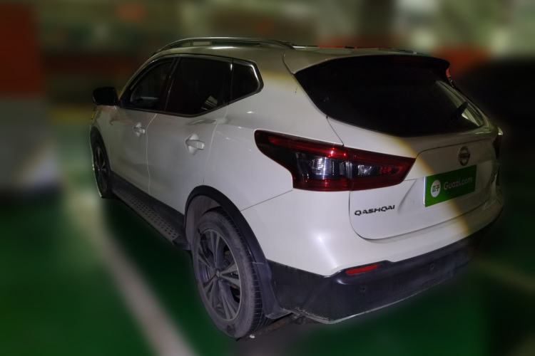 Used Nissan Qashqai 2019 2.0L CVT Luxury Edition Exterior 3