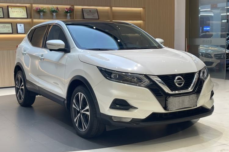 Used Nissan Qashqai 2019 2.0L CVT Luxury Edition Exterior 3