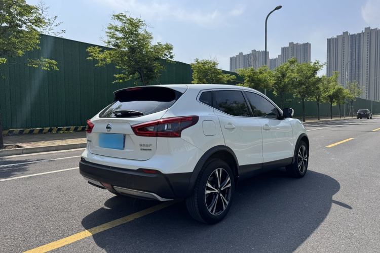 Used Nissan Qashqai 2019 2.0L CVT Luxury Edition Exterior 4