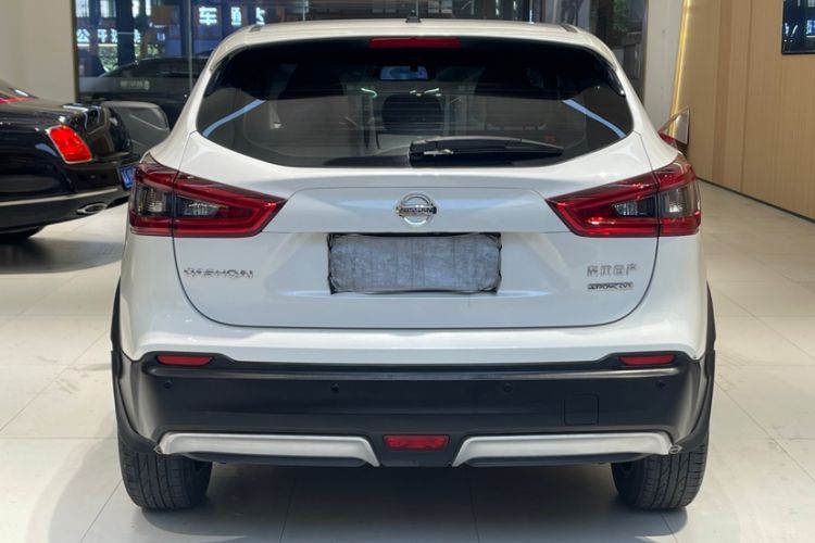 Used Nissan Qashqai 2019 2.0L CVT Luxury Edition Exterior 4