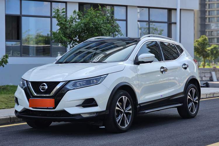 Used Nissan Qashqai 2019 2.0L CVT Luxury Edition Exterior 5