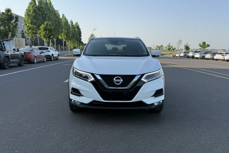 Used Nissan Qashqai 2019 2.0L CVT Luxury Edition Exterior 5